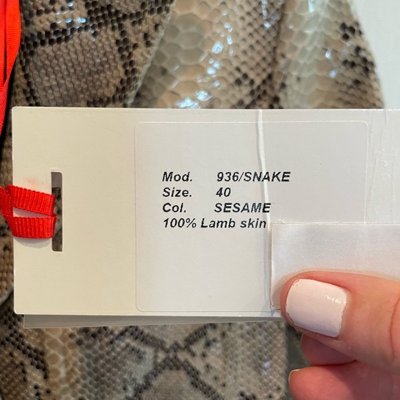 Bully lamb skin leather stylish blazer. BRAND NEW, never worn. Designer made. - Picture 7 of 12